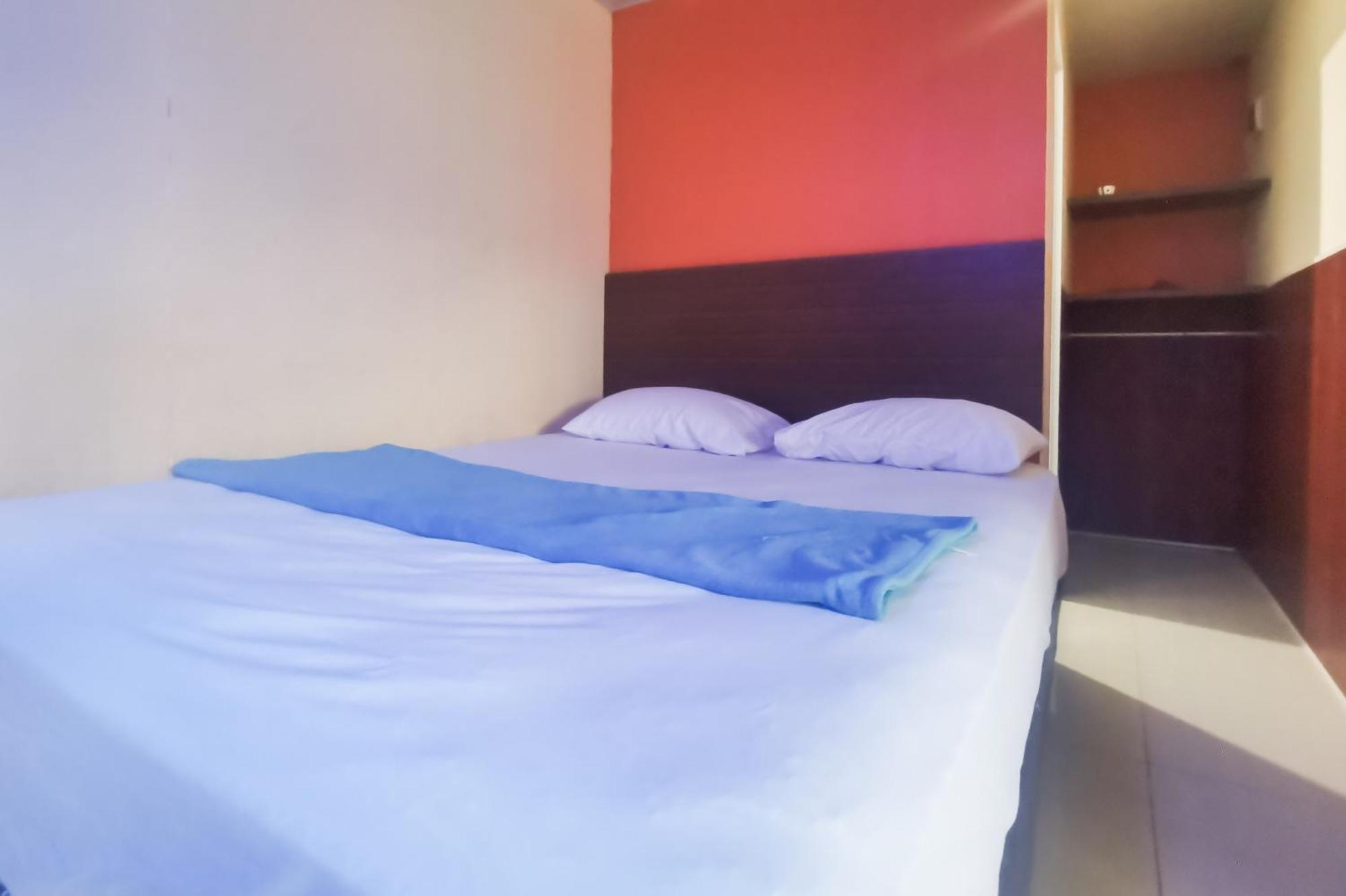 Hotel Container Inn Mitra Reddoorz Gadok Екстериор снимка