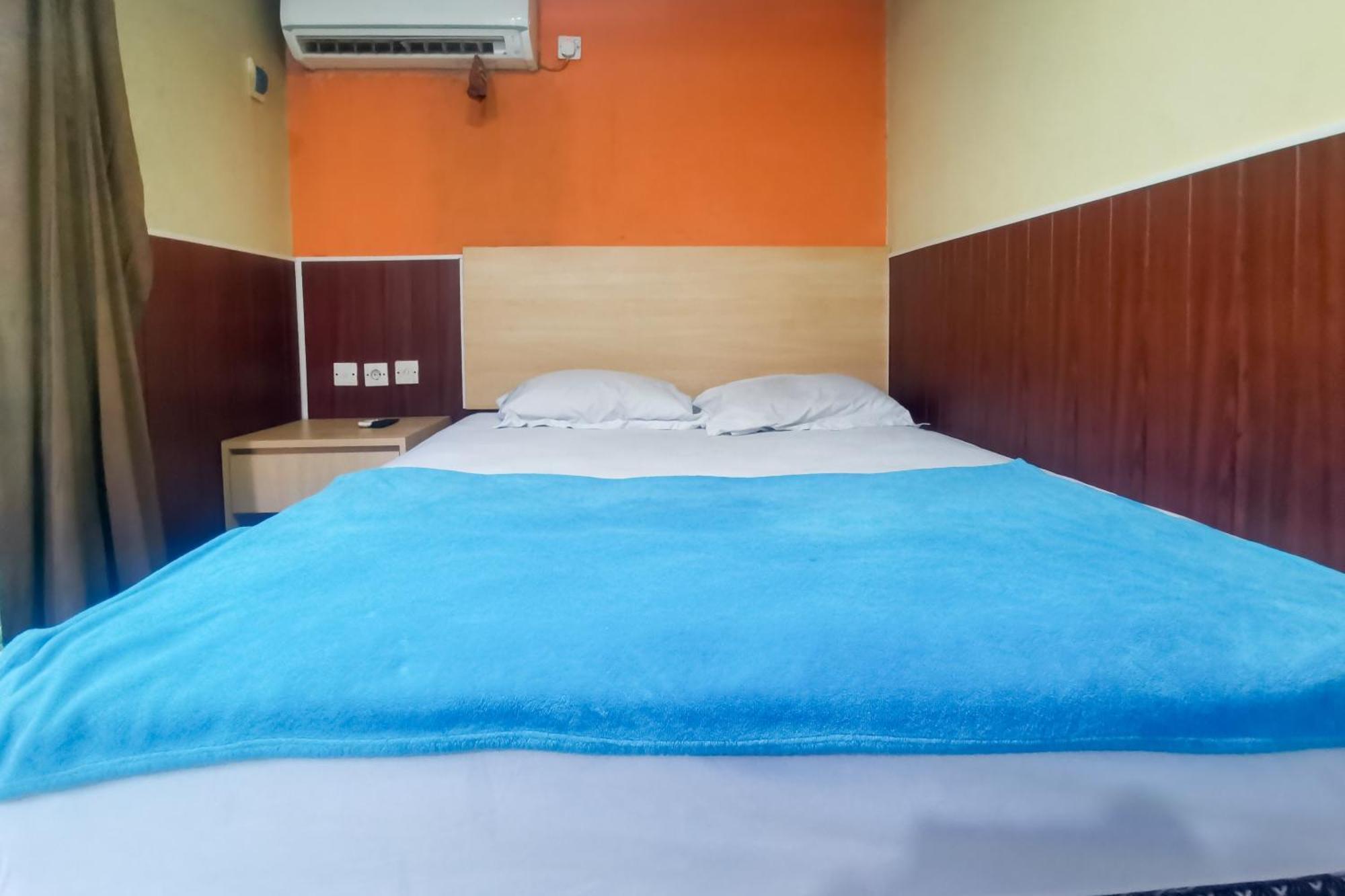 Hotel Container Inn Mitra Reddoorz Gadok Екстериор снимка