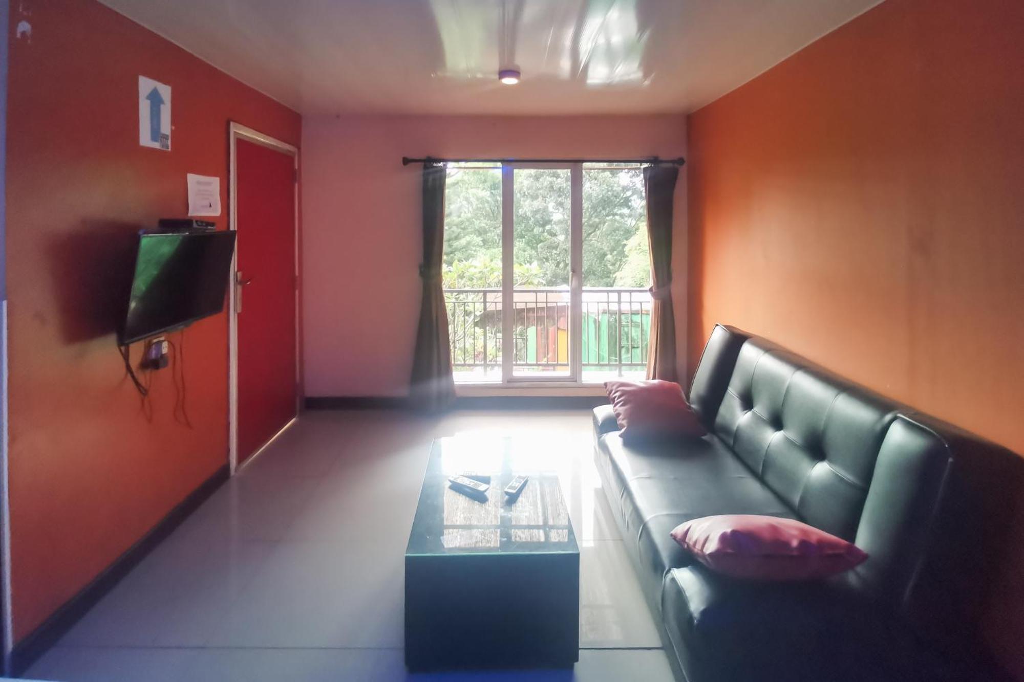 Hotel Container Inn Mitra Reddoorz Gadok Екстериор снимка